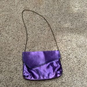 Purple clutch